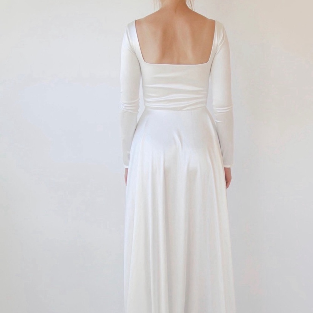 Cream Long Sleeve Square Neck Bridal Gown - Picture 2 of 5